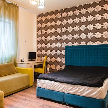 Romana Square Near Old Town - Ultracentral Location Apartment *