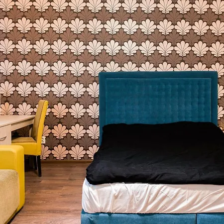 Romana Square Near Old Town - Ultracentral Location דירה *